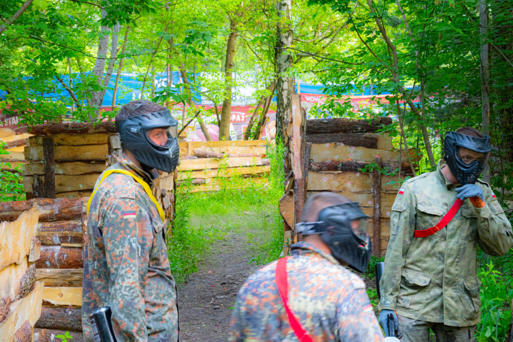 Paintball klasyczny dla każdego - Pole w warszawie