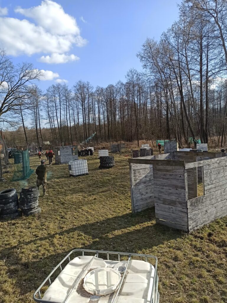 Największe pole Paintballowe Wołomin - mix CQB